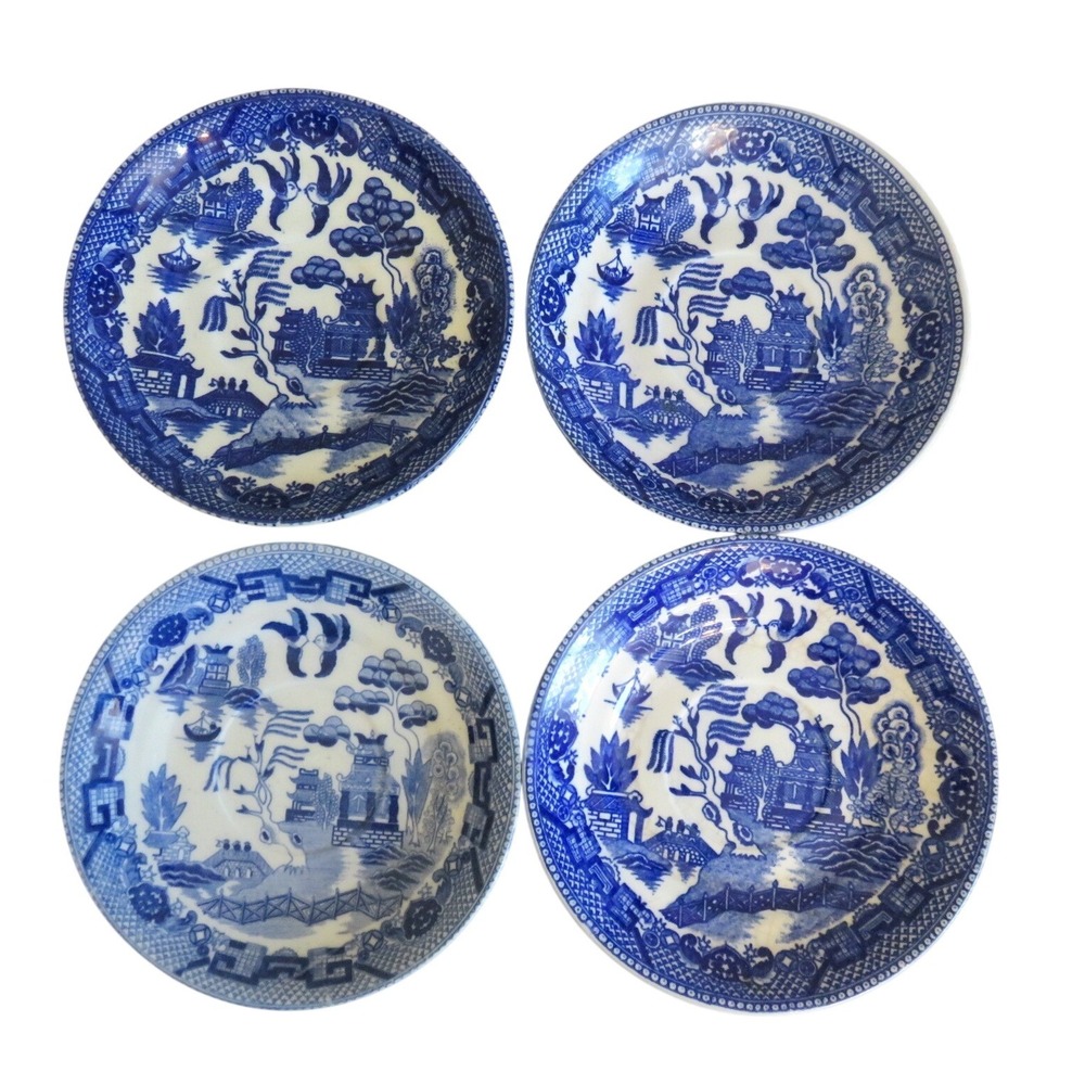 Set of 4 Vintage Blue Willow Saucers Blue White Chinoiserie Japan 5.5 Inch